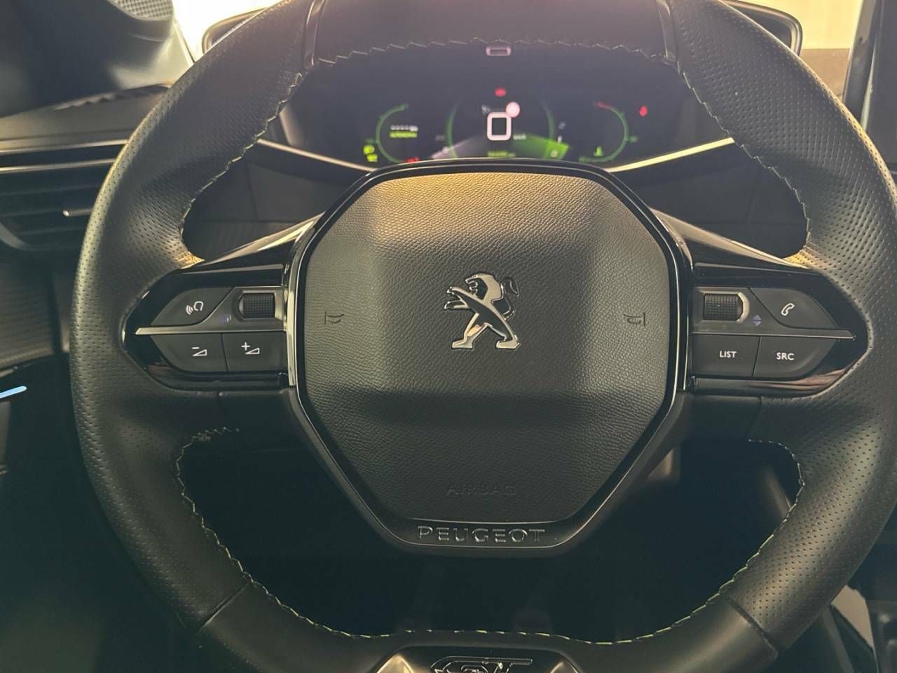 Foto Peugeot 208 16