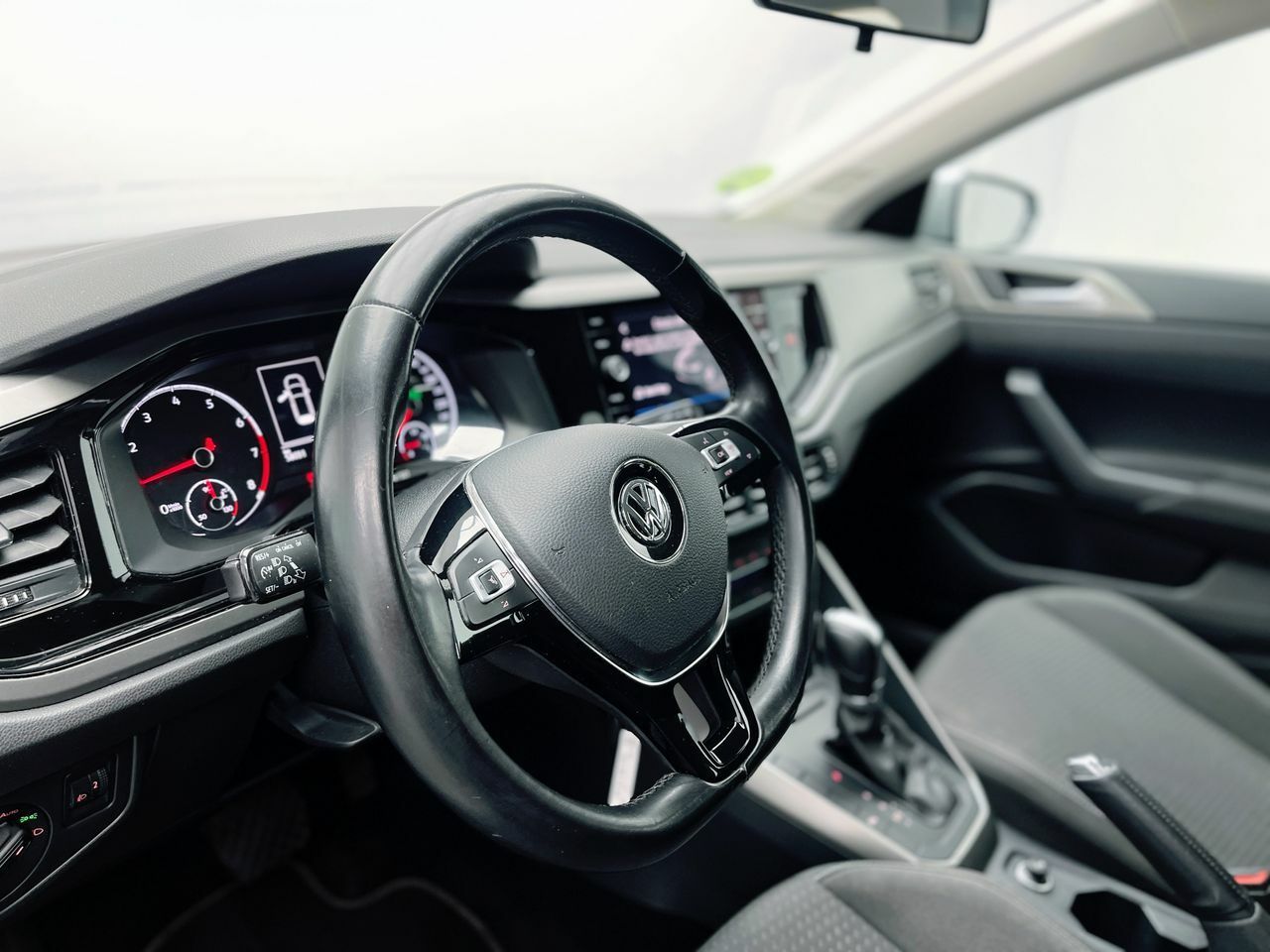 Foto Volkswagen Polo 21