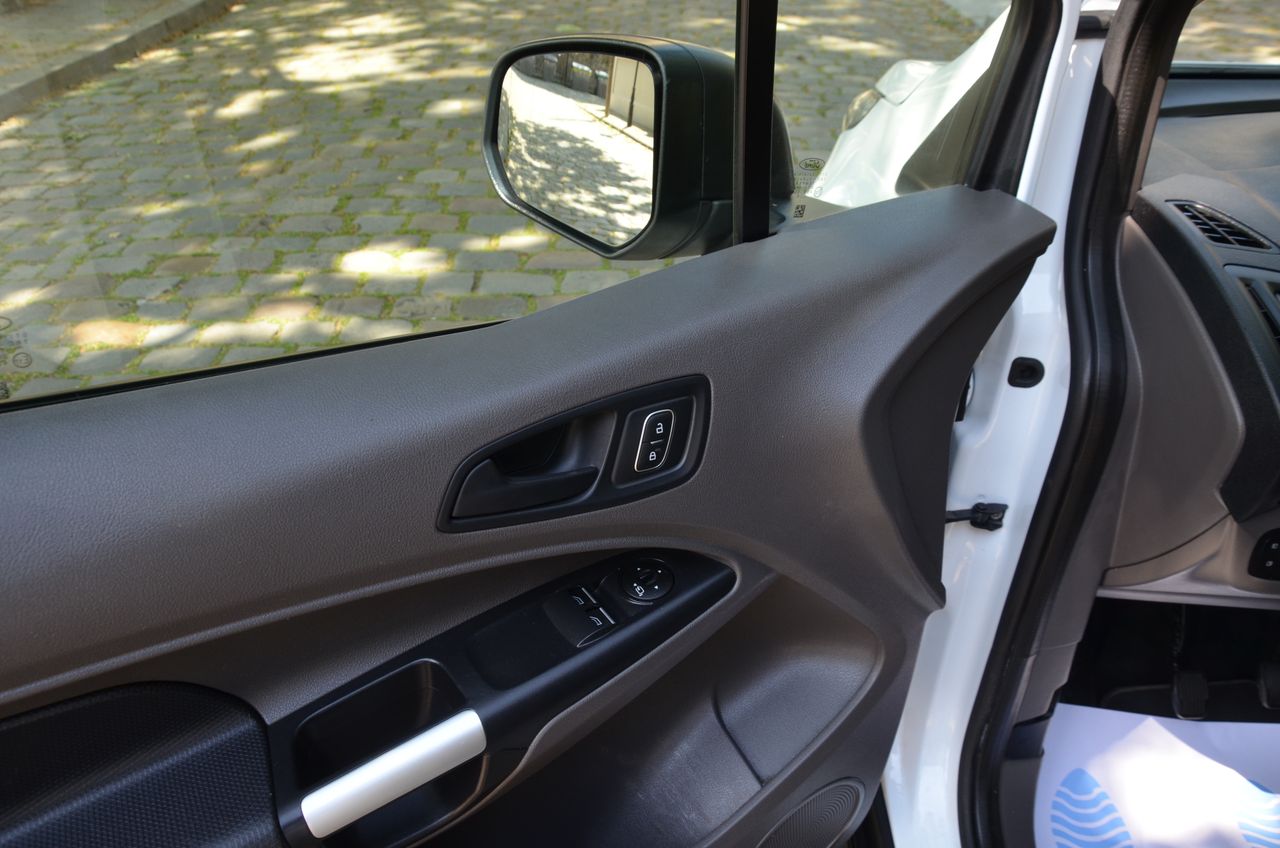 Foto Ford Transit Connect 17