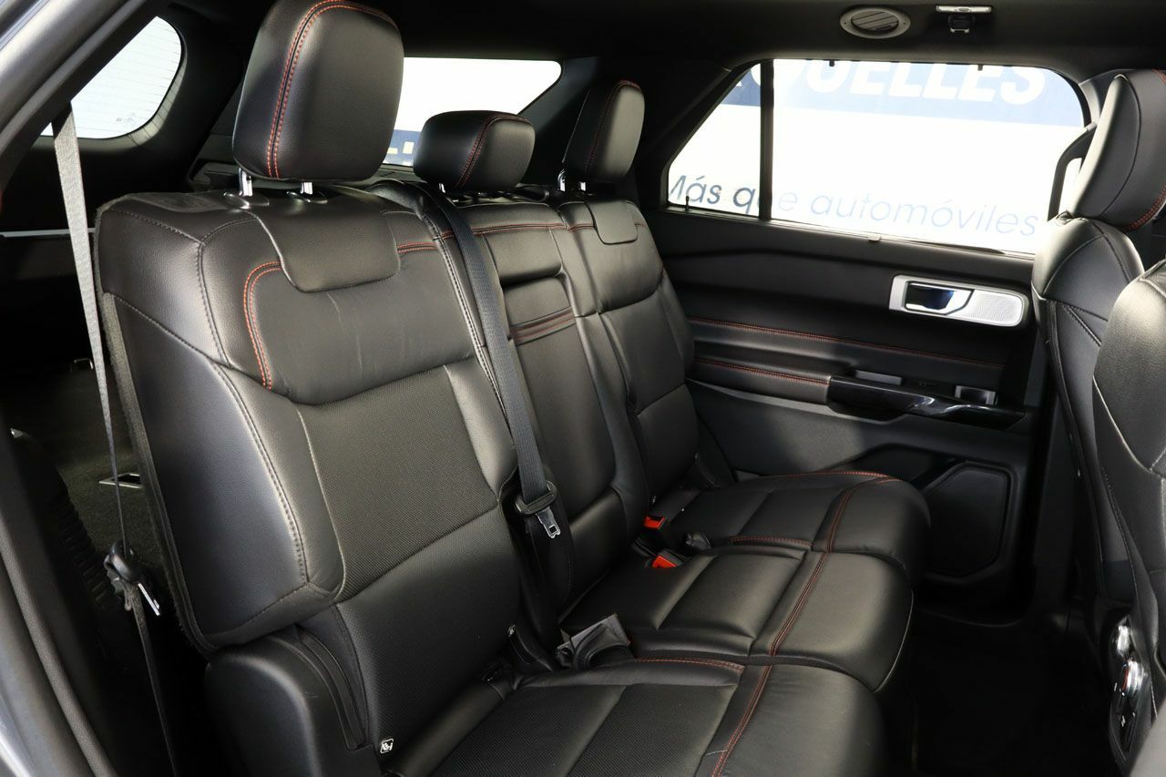 Foto Ford Explorer 9