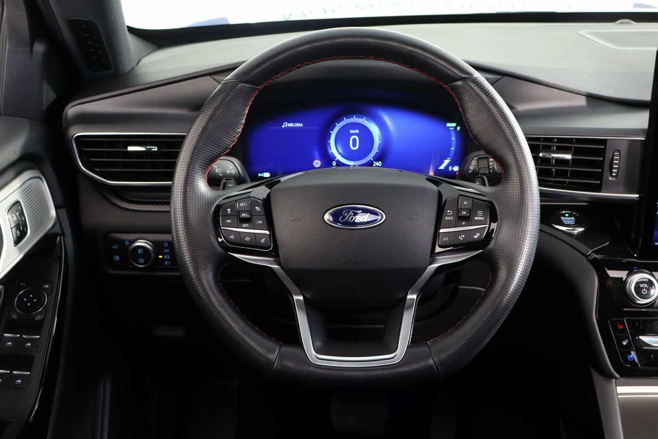 Foto Ford Explorer 24