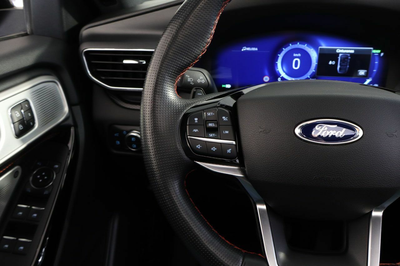 Foto Ford Explorer 37