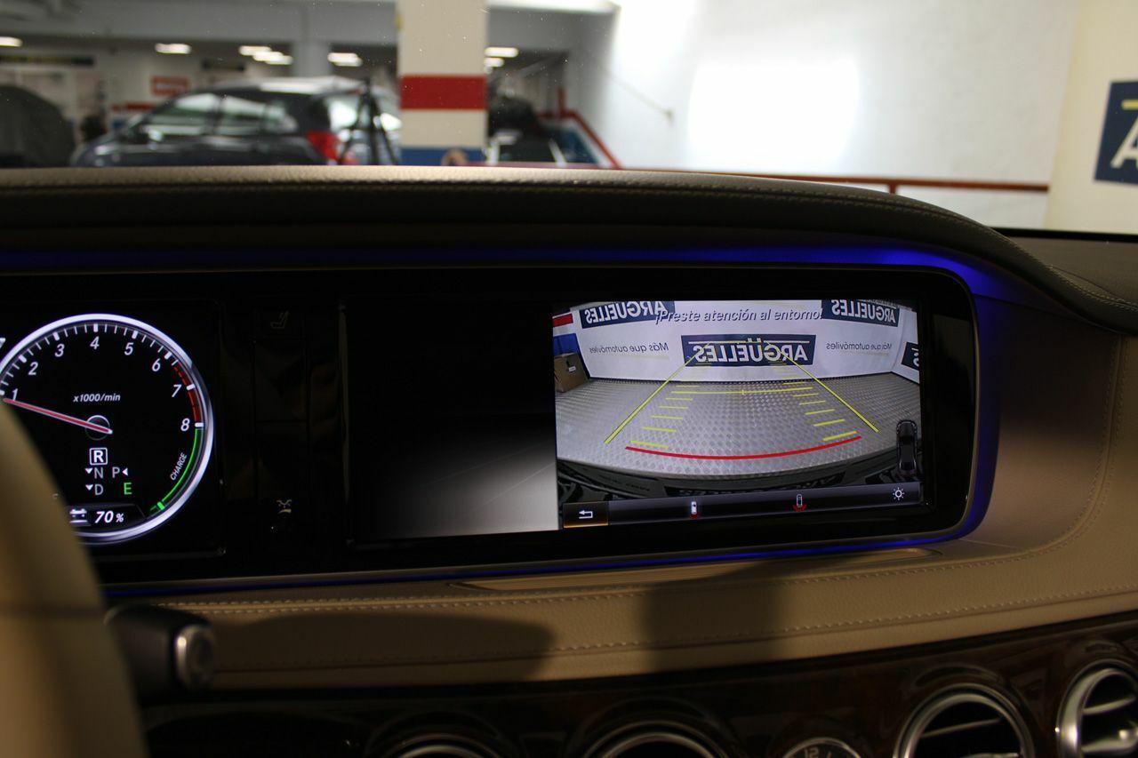 Foto Mercedes-Benz Clase S 12