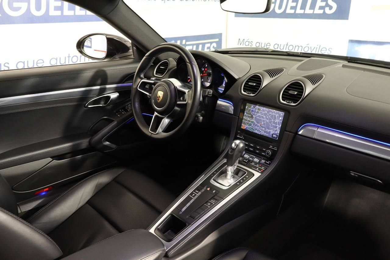 Foto Porsche 718 7