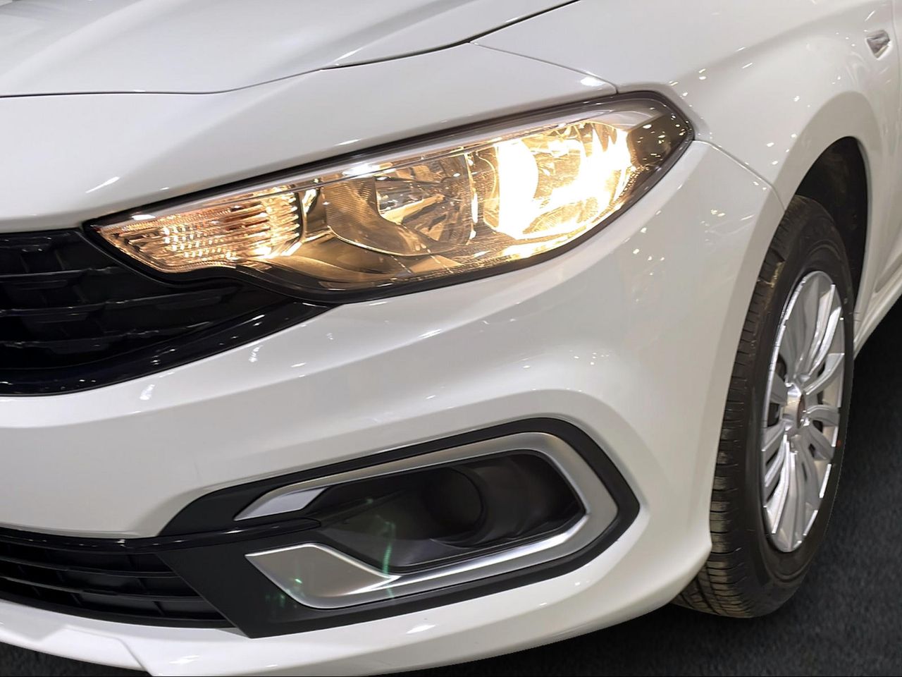 Foto Fiat Tipo 8
