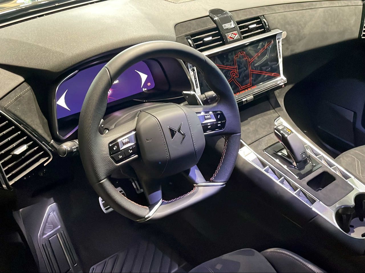 Foto DS Automobiles DS 7 13
