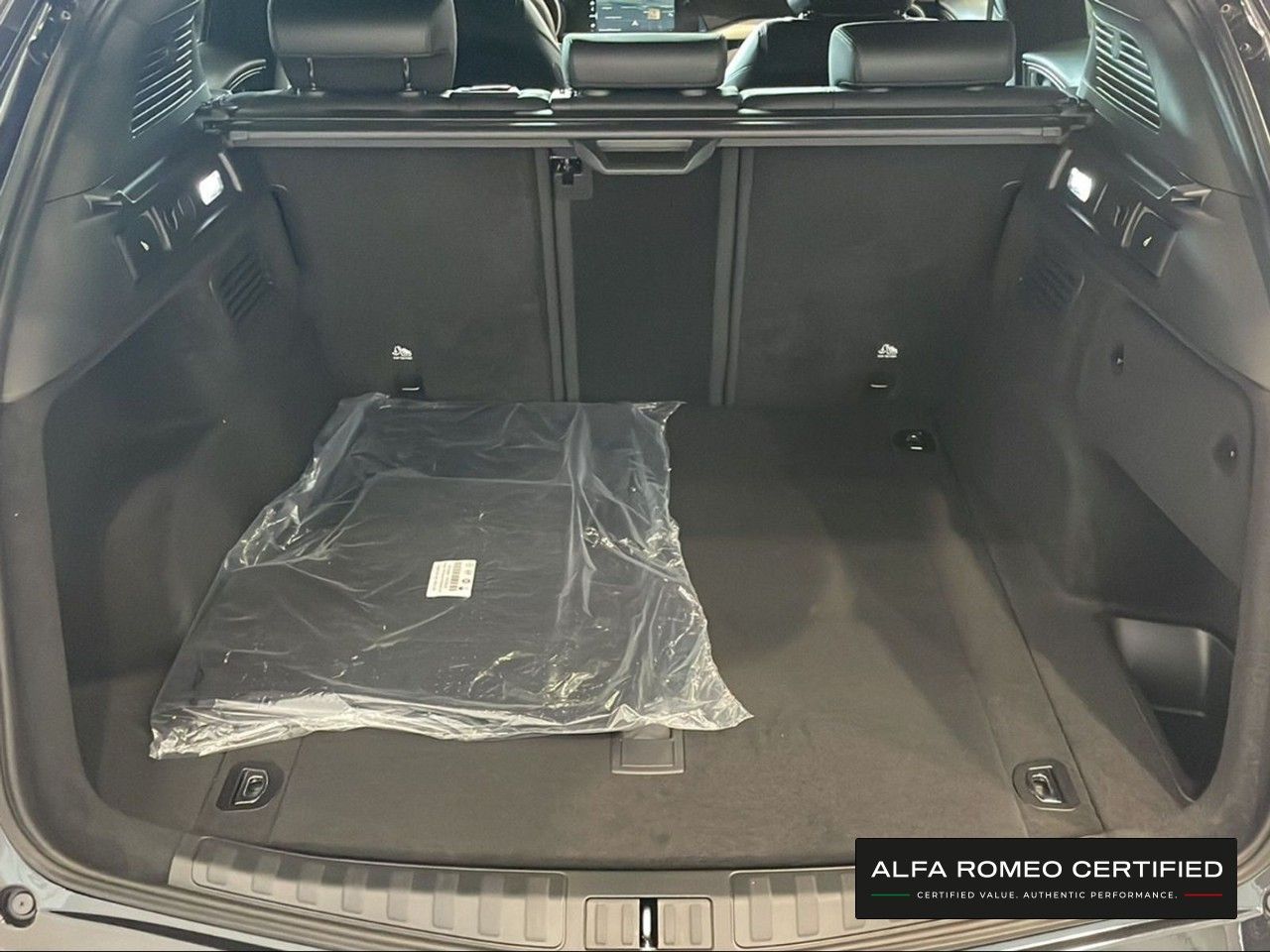 Foto Alfa Romeo Stelvio 18
