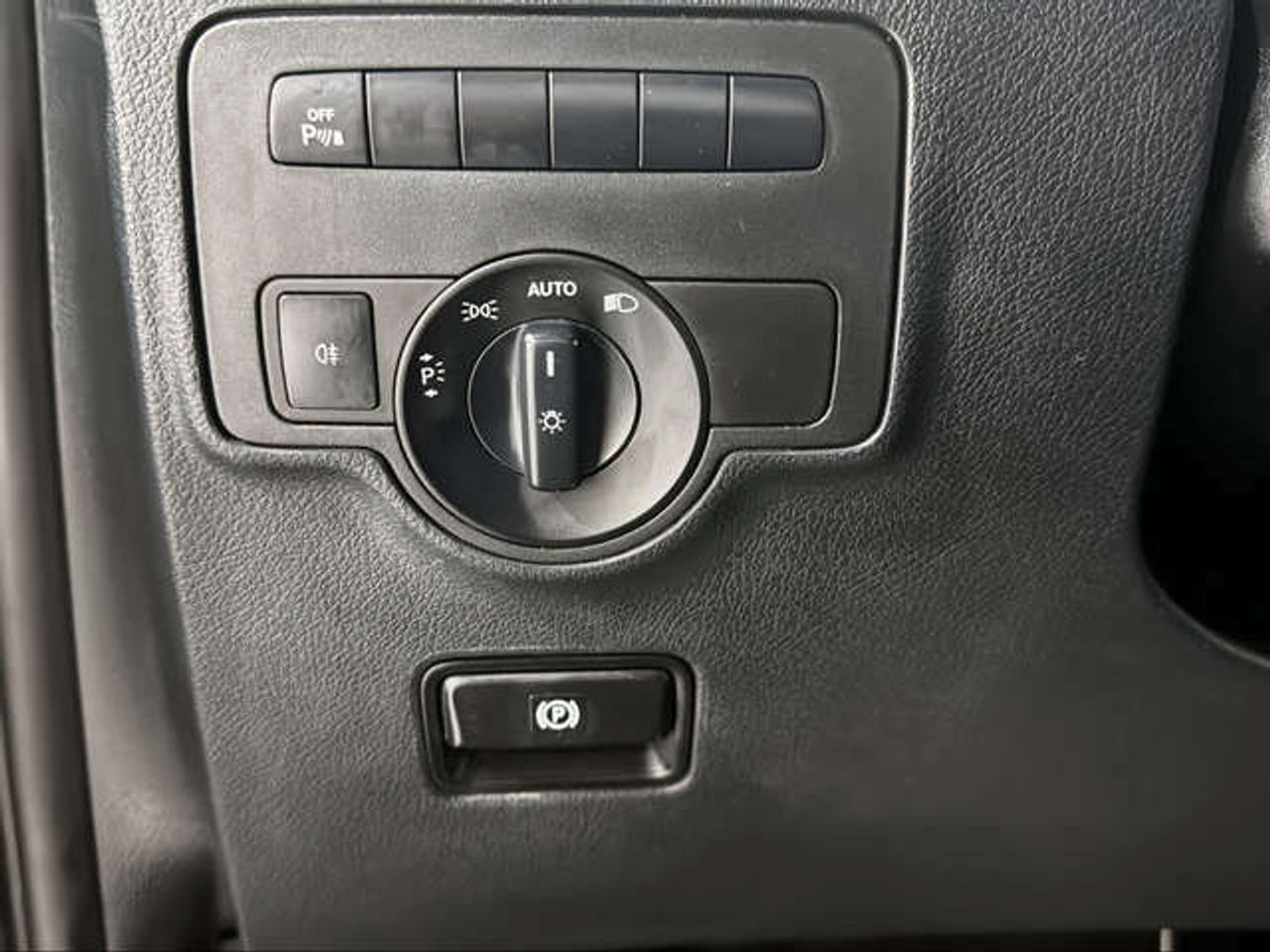 Foto Mercedes-Benz Vito 18
