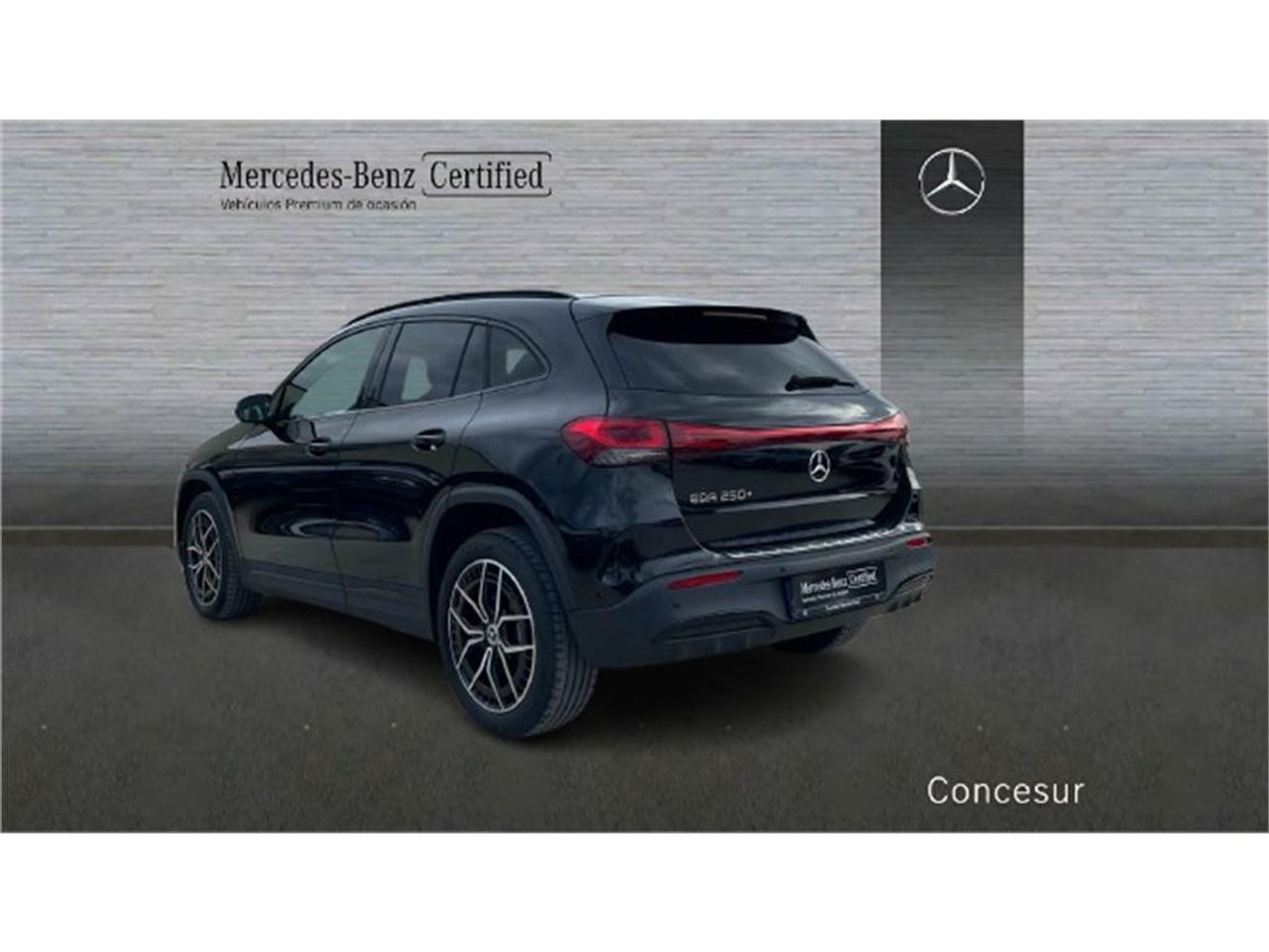 Foto Mercedes-Benz EQA 4
