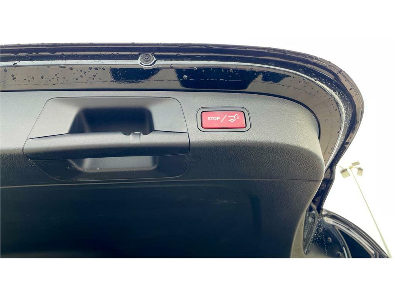 Foto Mercedes-Benz EQA 14