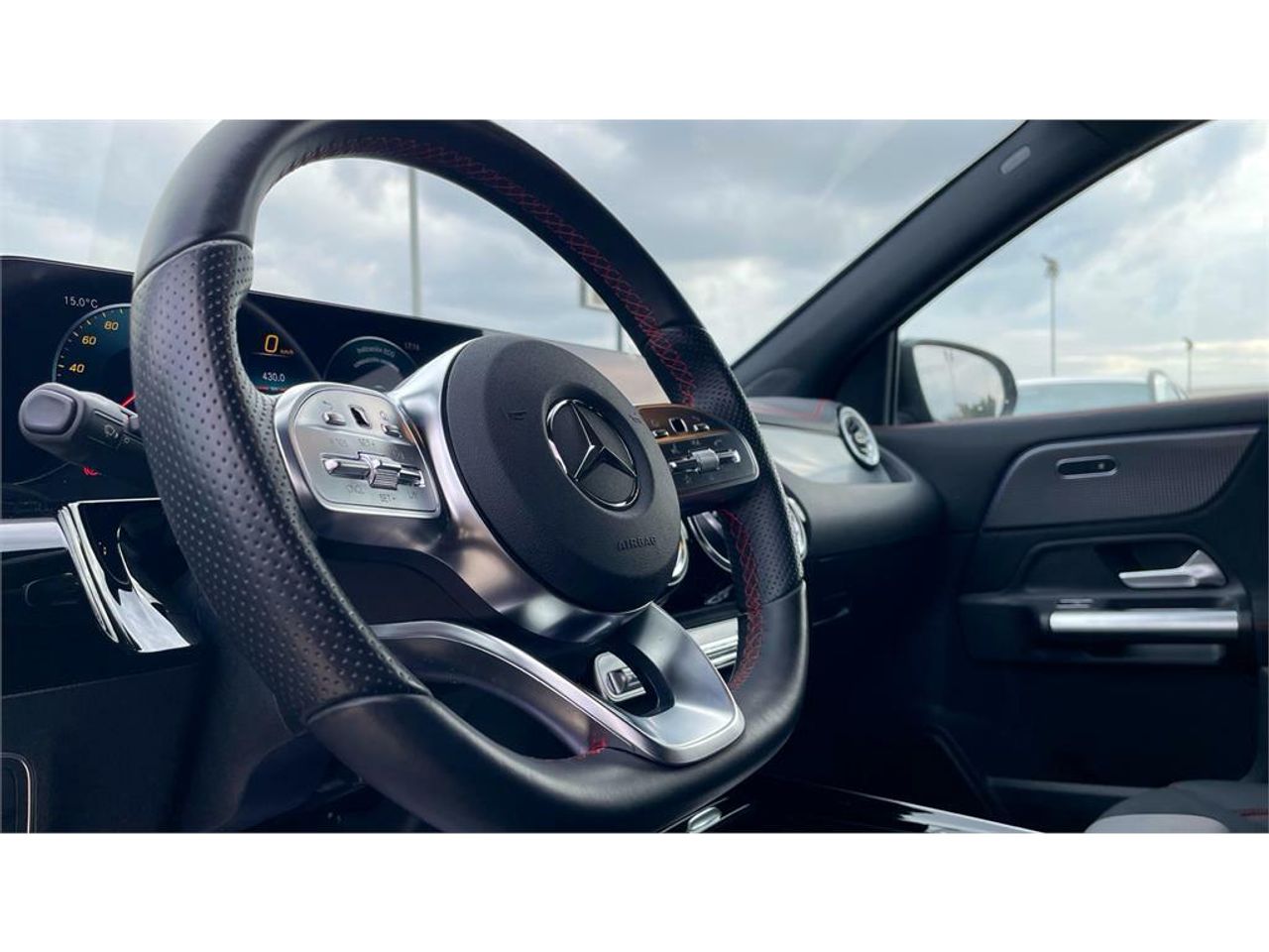 Foto Mercedes-Benz EQA 17