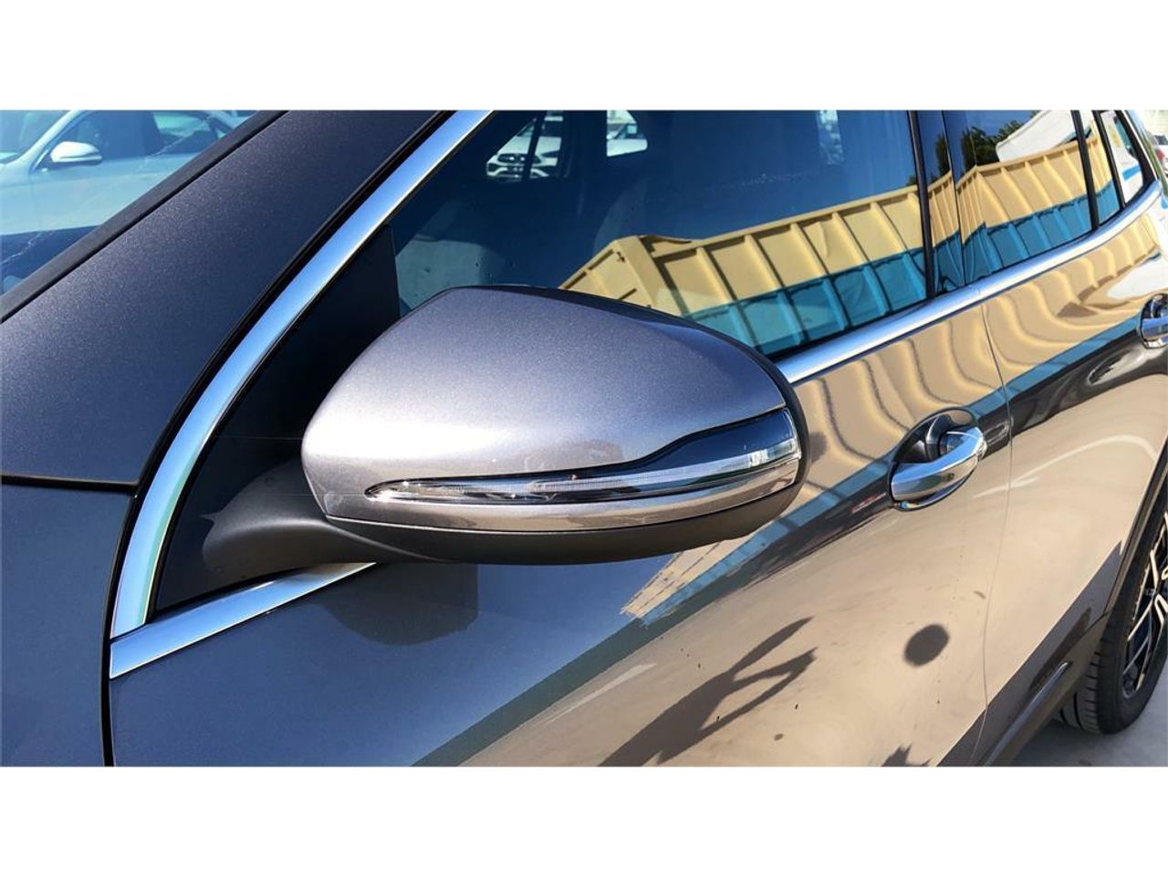 Foto Mercedes-Benz EQA 12