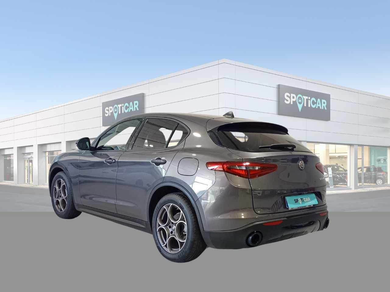 Foto Alfa Romeo Stelvio 5
