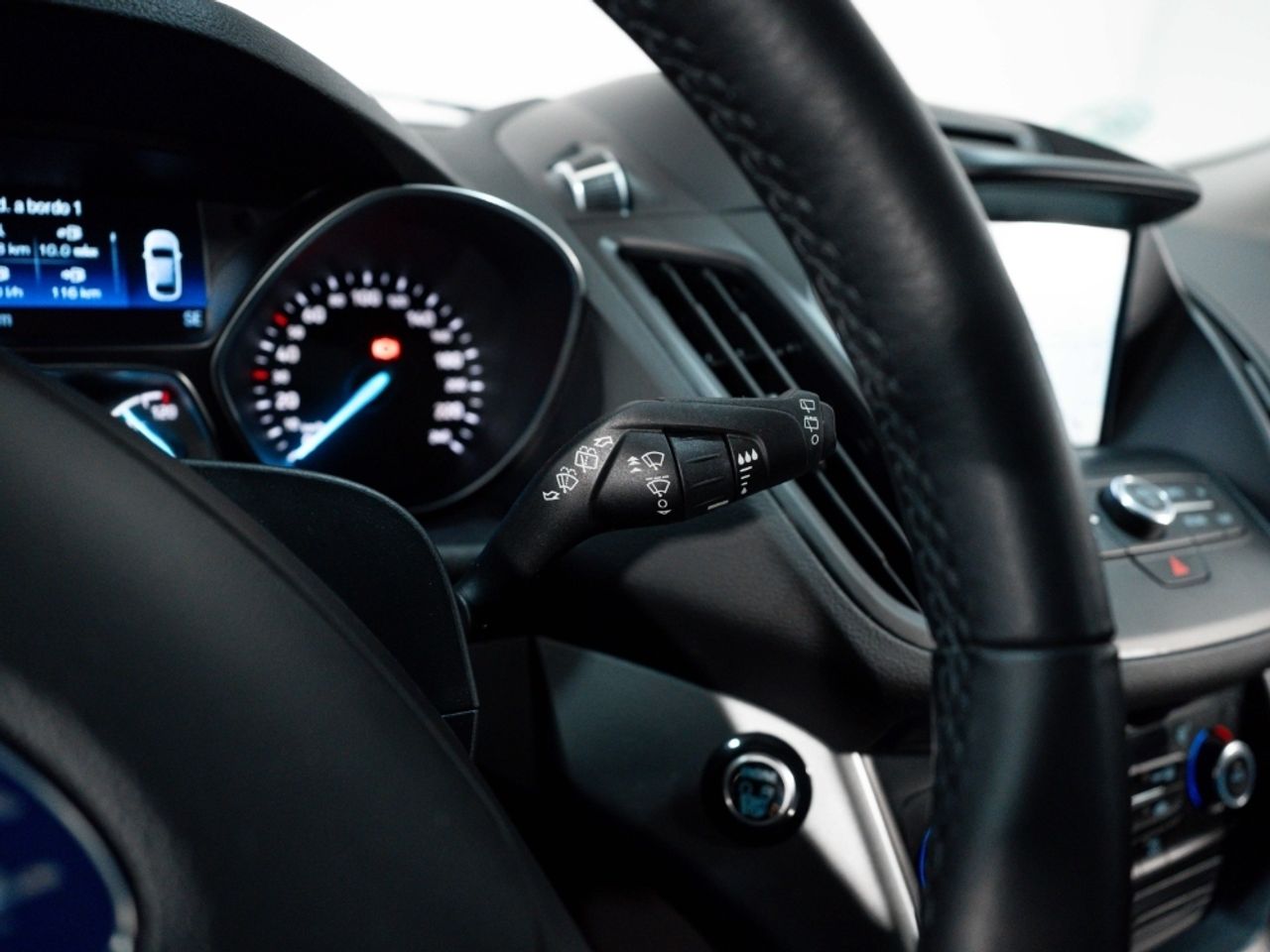 Foto Ford Kuga 17