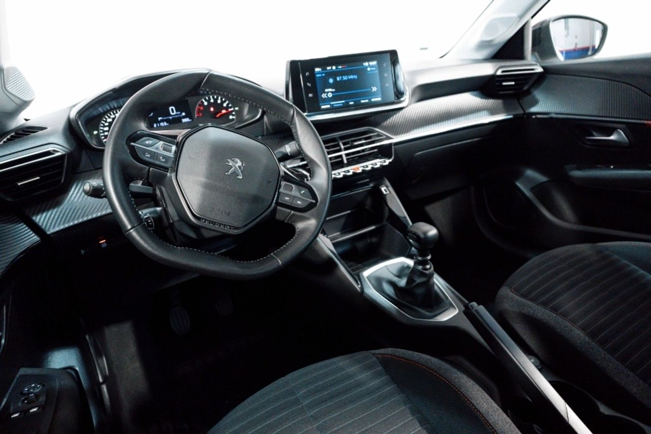 Foto Peugeot 208 18