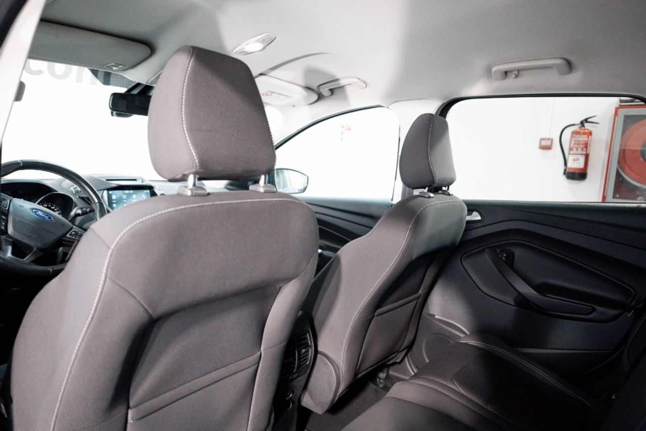 Foto Ford Kuga 25