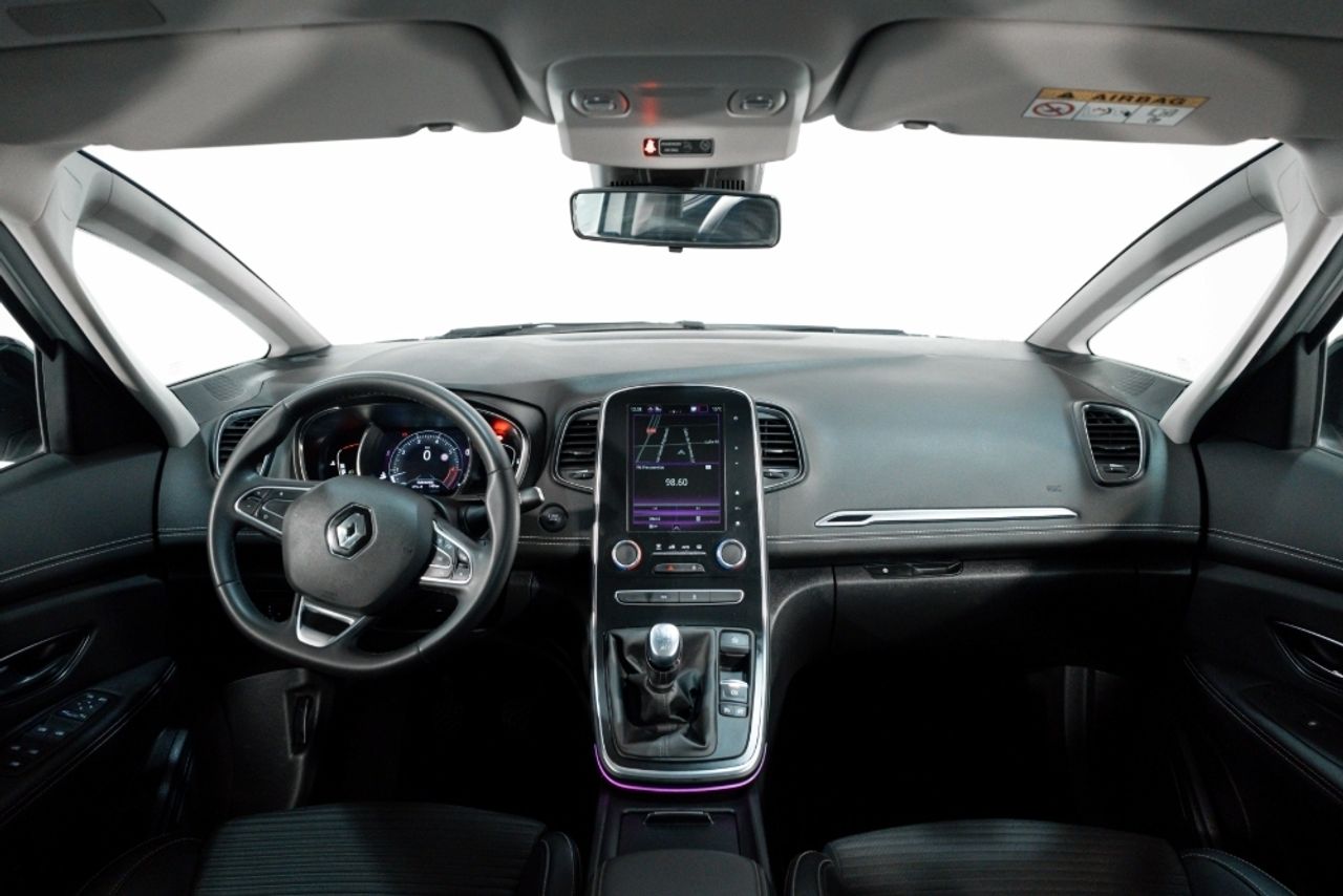 Foto Renault Scénic 24