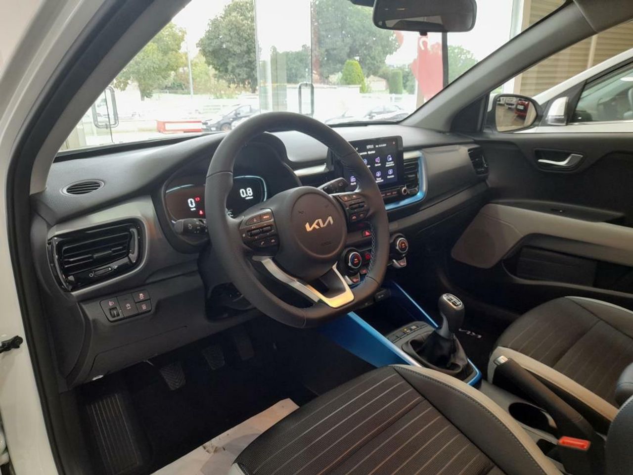 Foto Kia Stonic 14