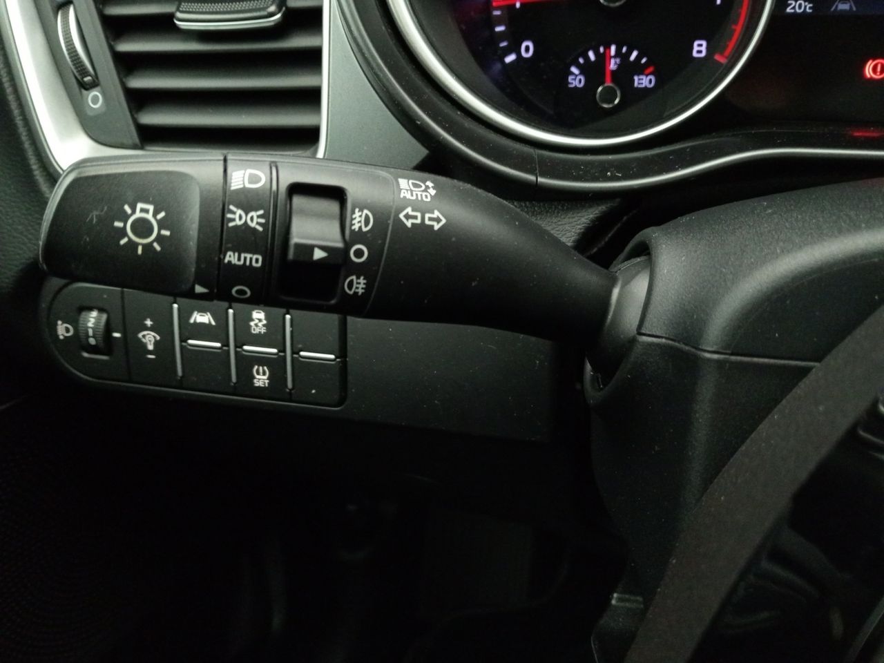 Foto Kia XCeed 17