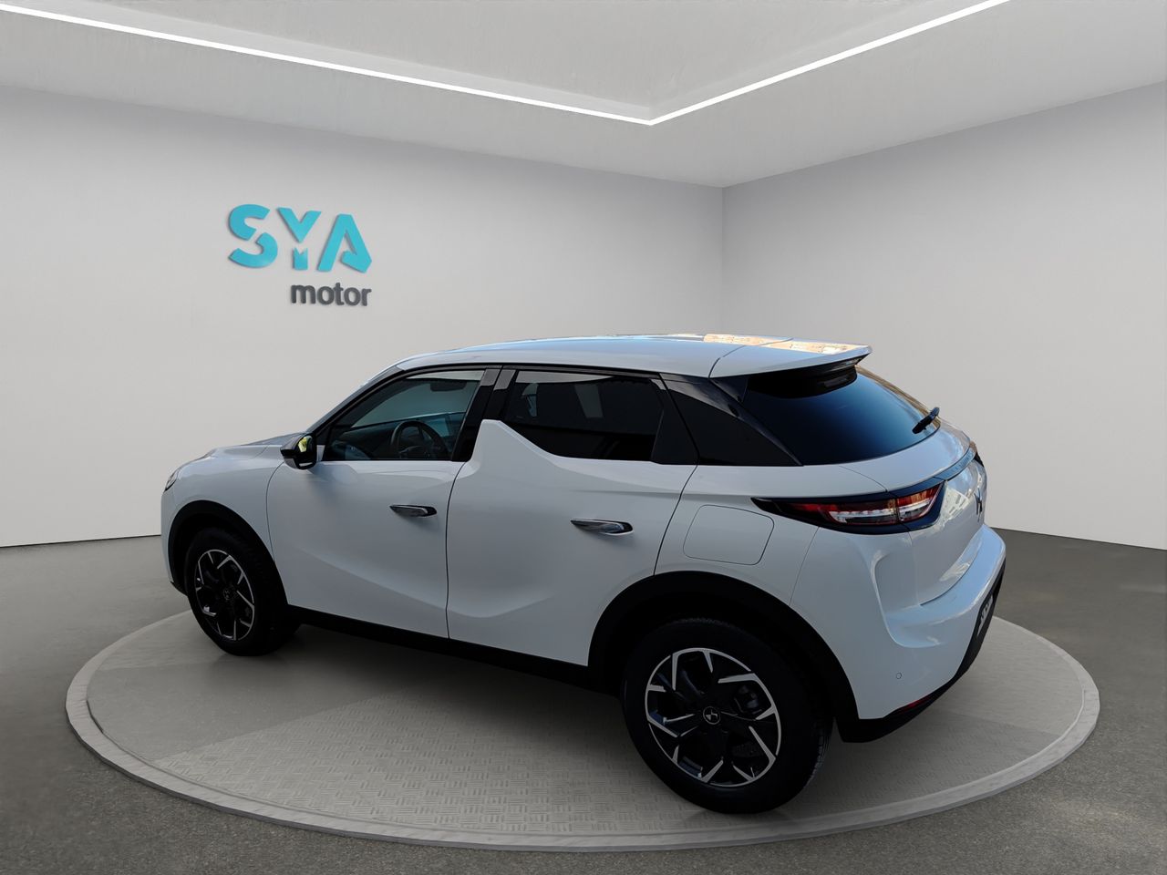 Foto DS Automobiles DS 3 4