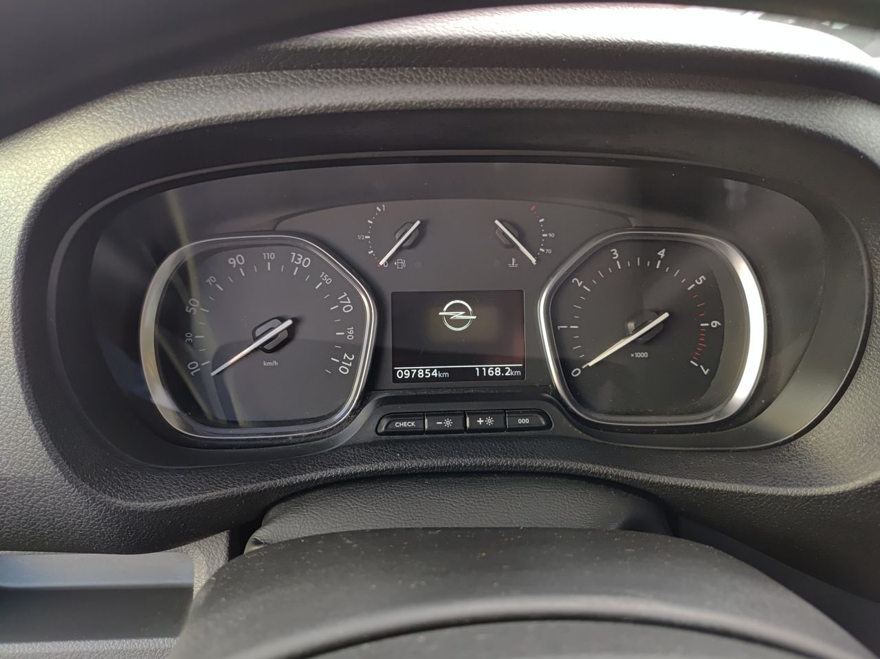 Foto Opel Vivaro 10