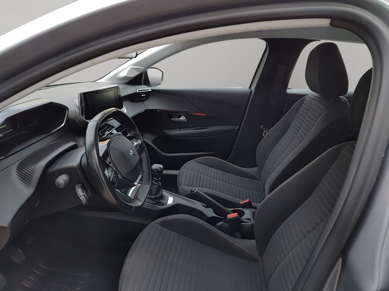 Foto Peugeot 208 8