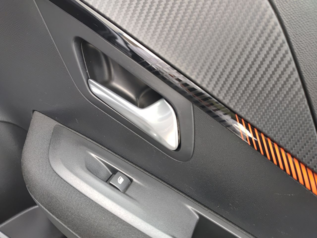 Foto Peugeot 208 21