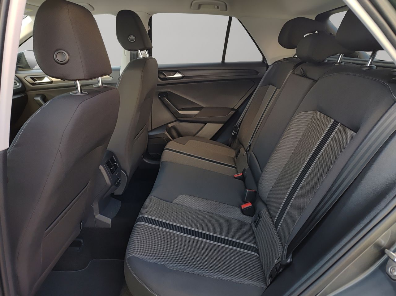 Foto Volkswagen T-Roc 16