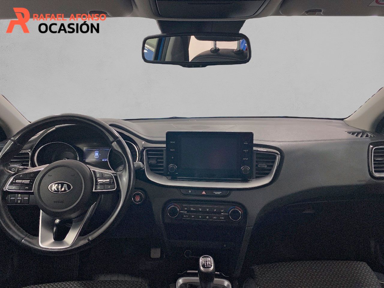 Foto Kia Ceed 10