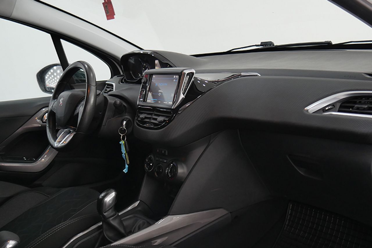 Foto Peugeot 2008 6