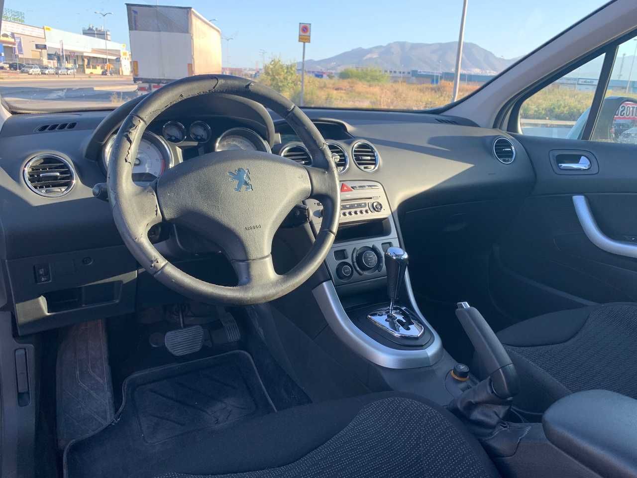 Foto Peugeot 308 8