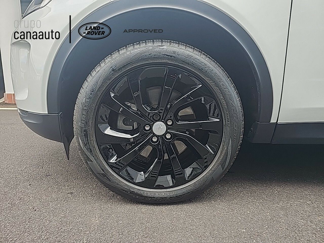 Foto Land-Rover Discovery Sport 9