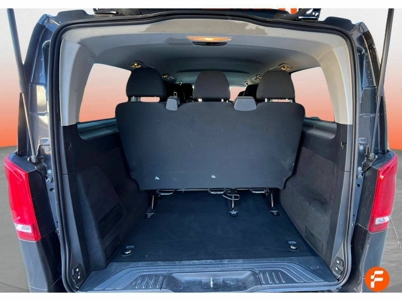 Foto Mercedes-Benz Vito 9