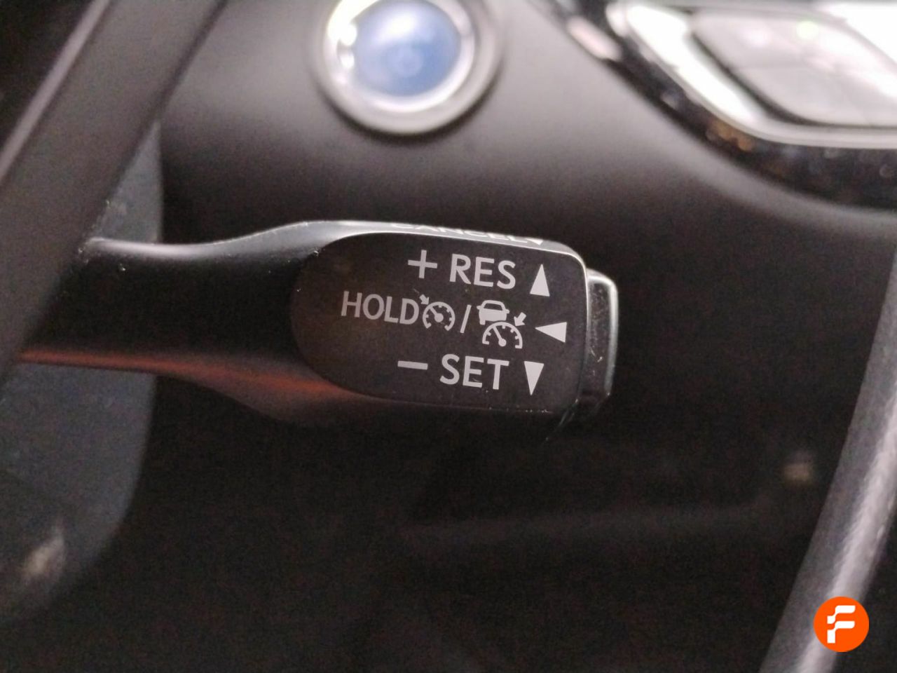 Foto Toyota C-HR 21