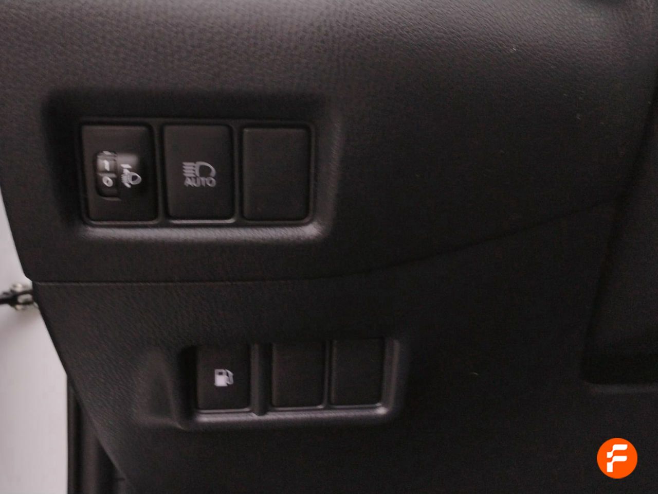 Foto Toyota C-HR 24