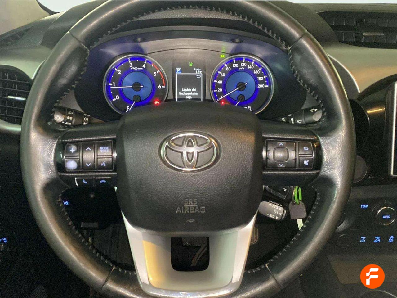 Foto Toyota Hilux 11