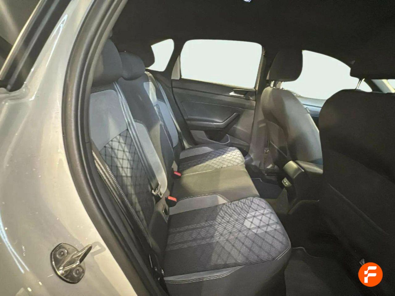 Foto Volkswagen Taigo 15