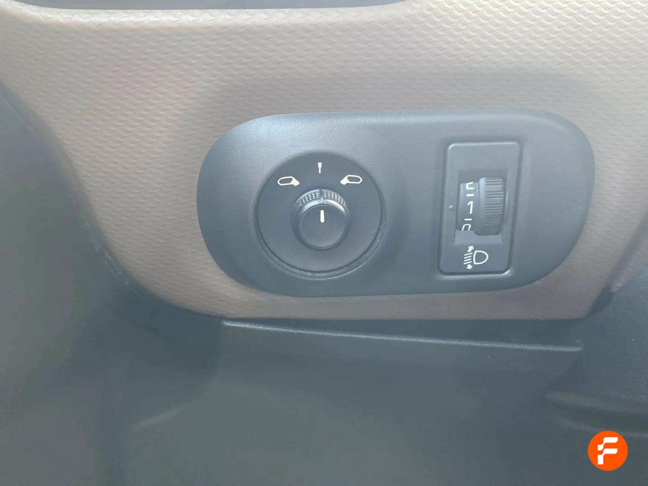 Foto Citroën C4 Cactus 26