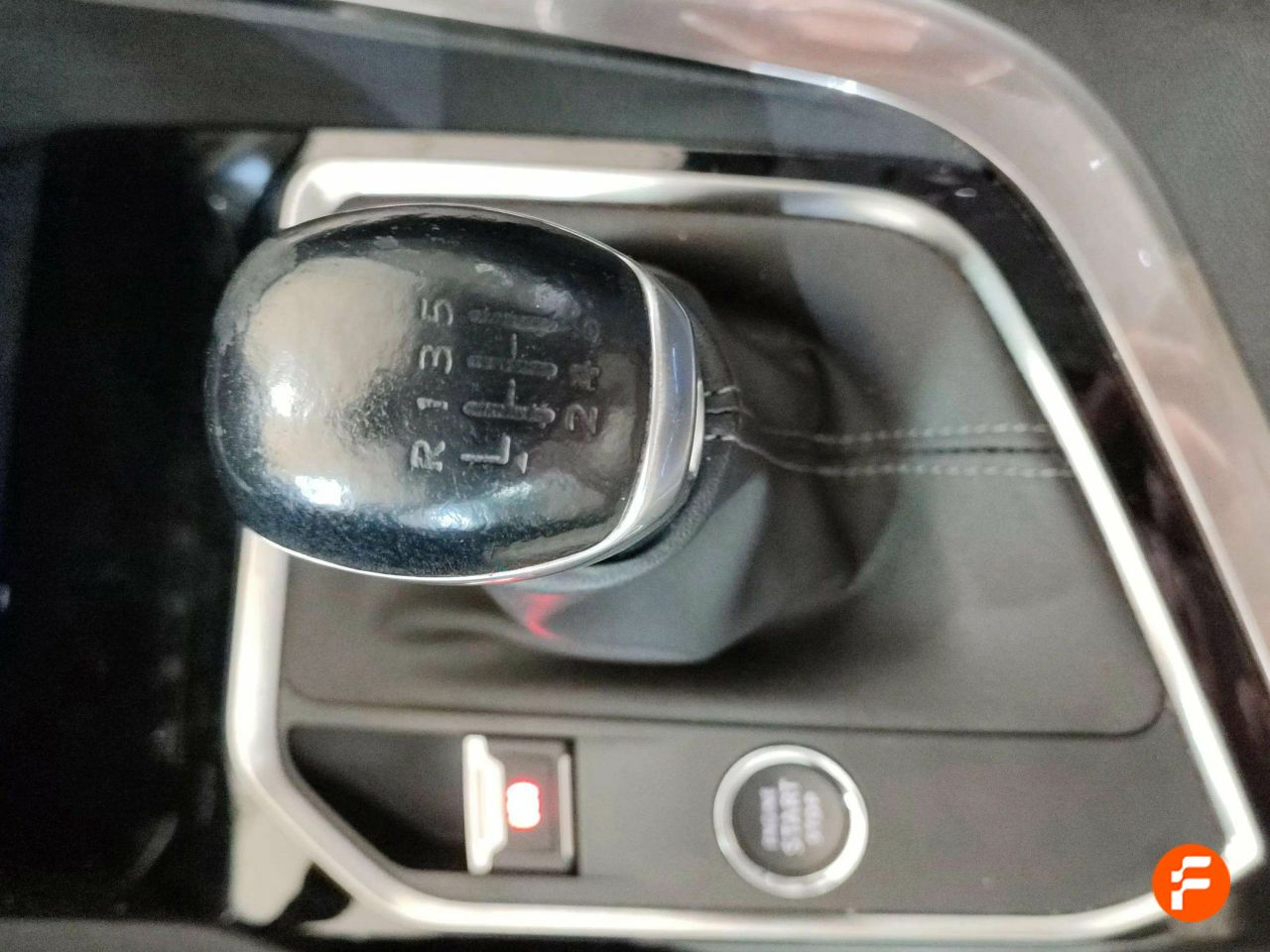 Foto Peugeot 5008 17