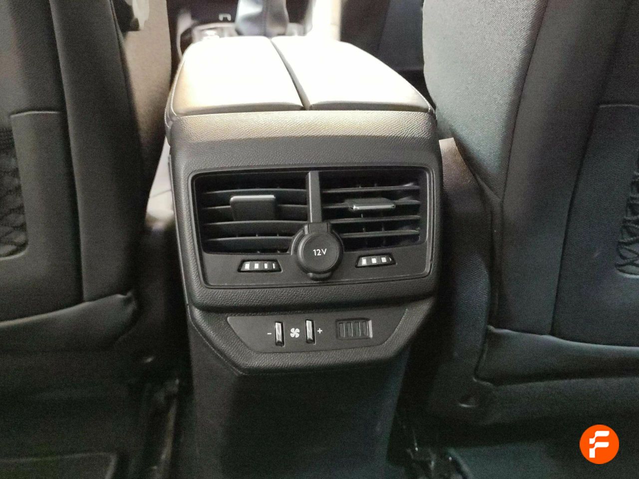Foto Peugeot 5008 21