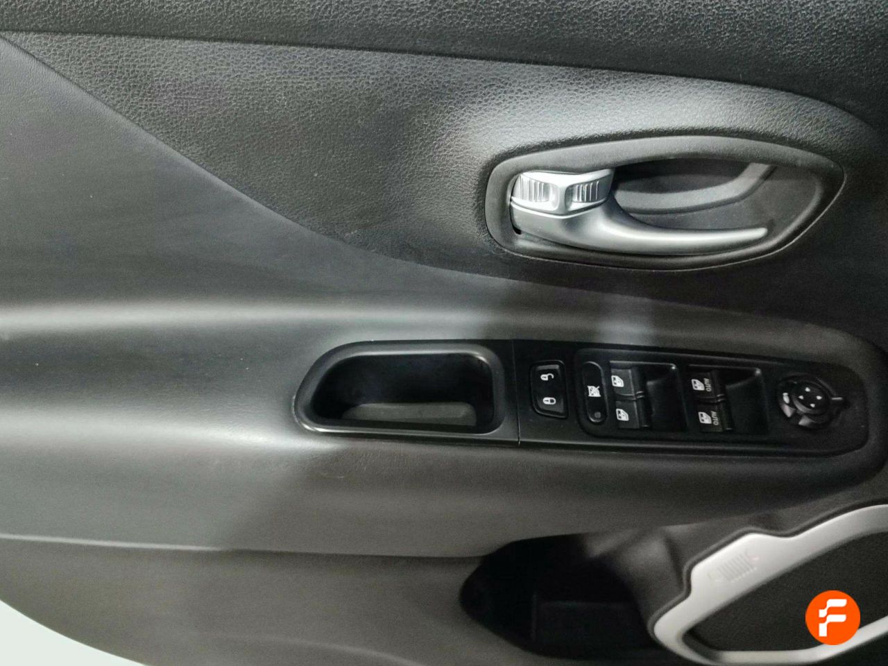 Foto Jeep Renegade 8