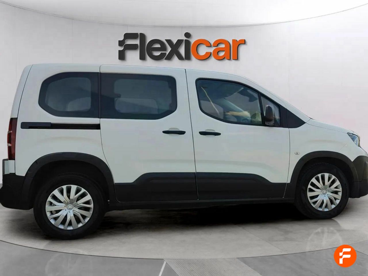 Foto Peugeot Rifter 9