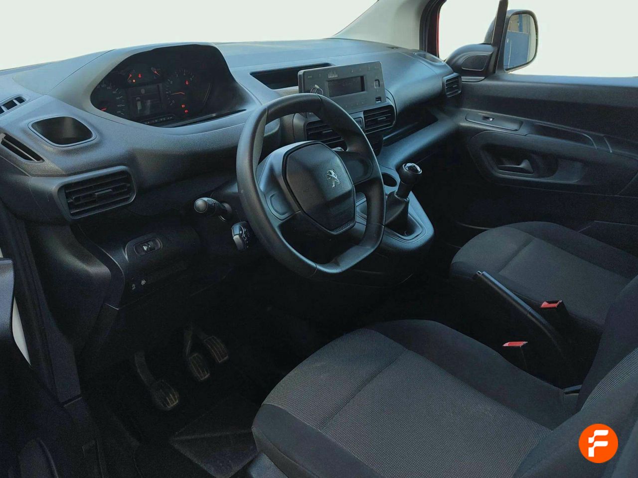 Foto Peugeot Rifter 11
