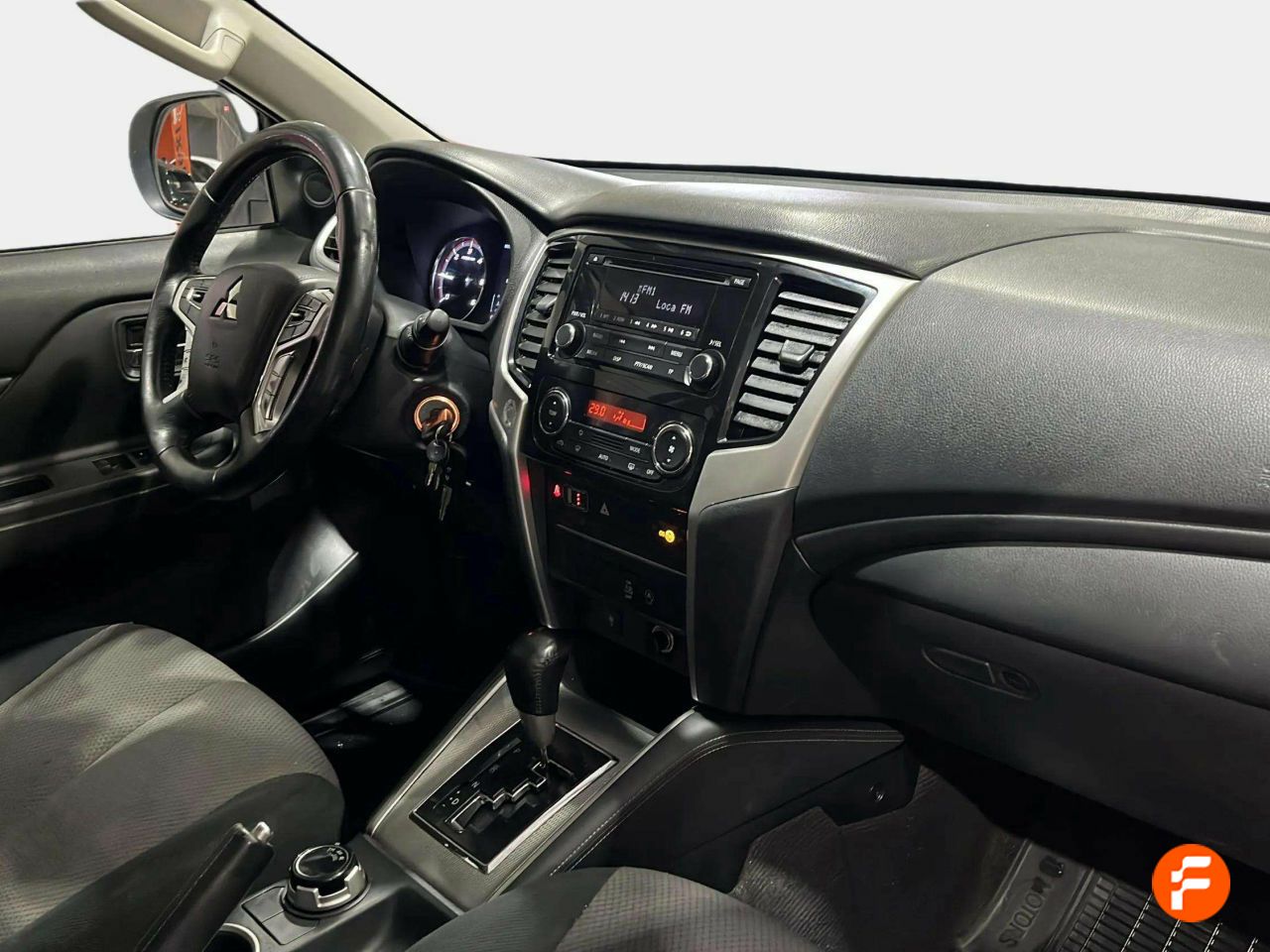 Foto Mitsubishi L200 14