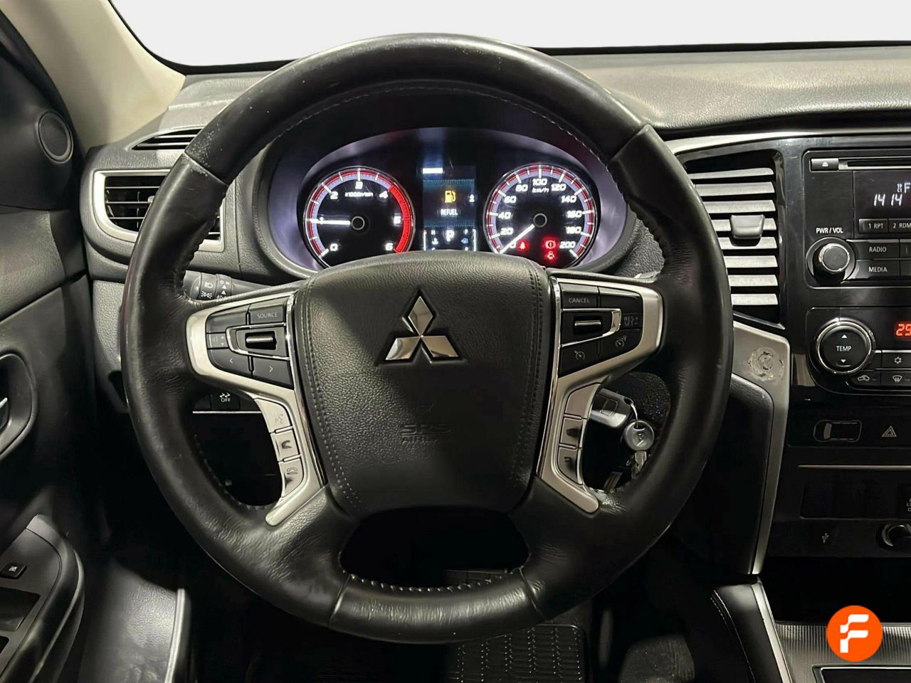 Foto Mitsubishi L200 28