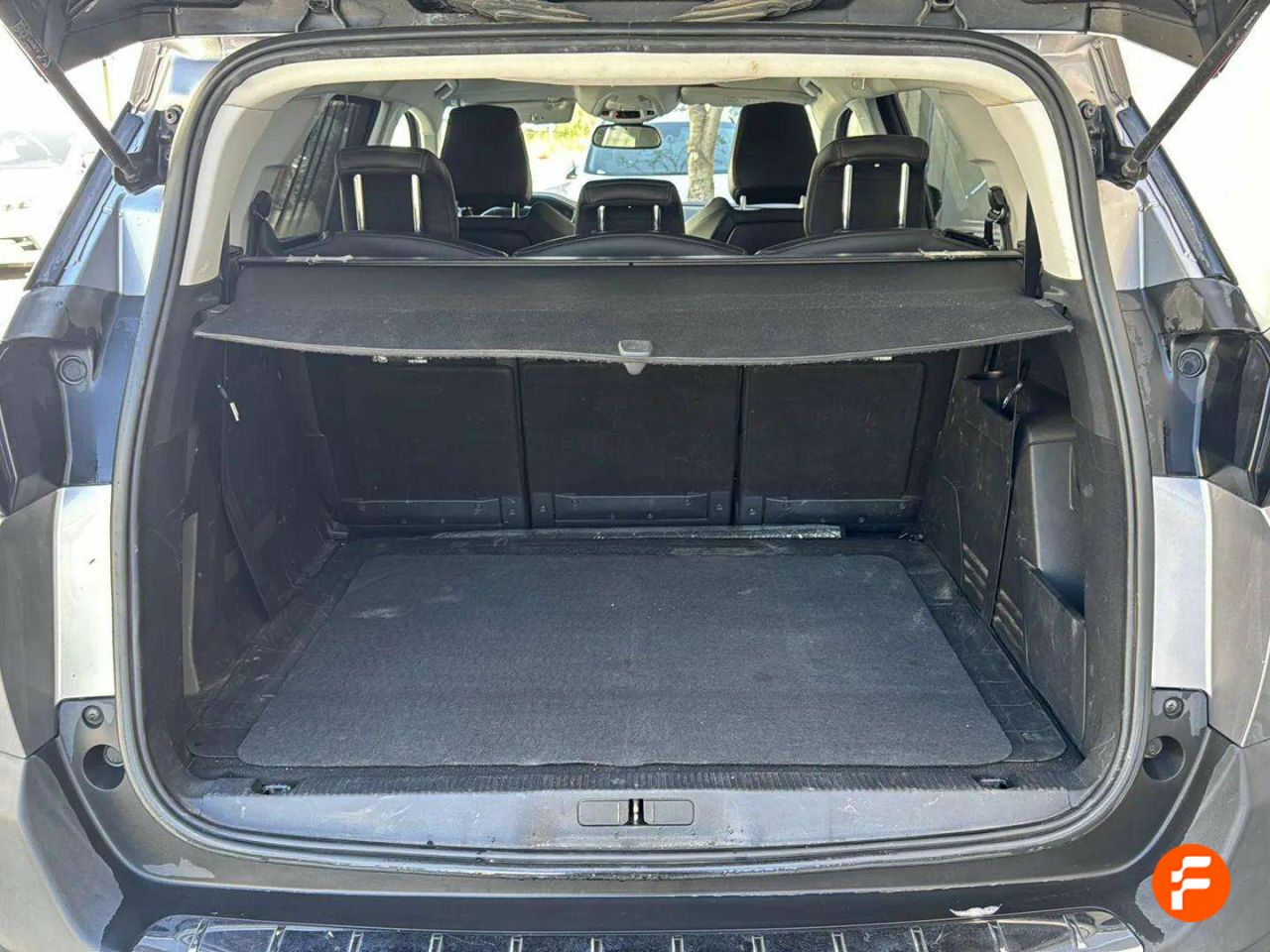 Foto Peugeot 5008 16