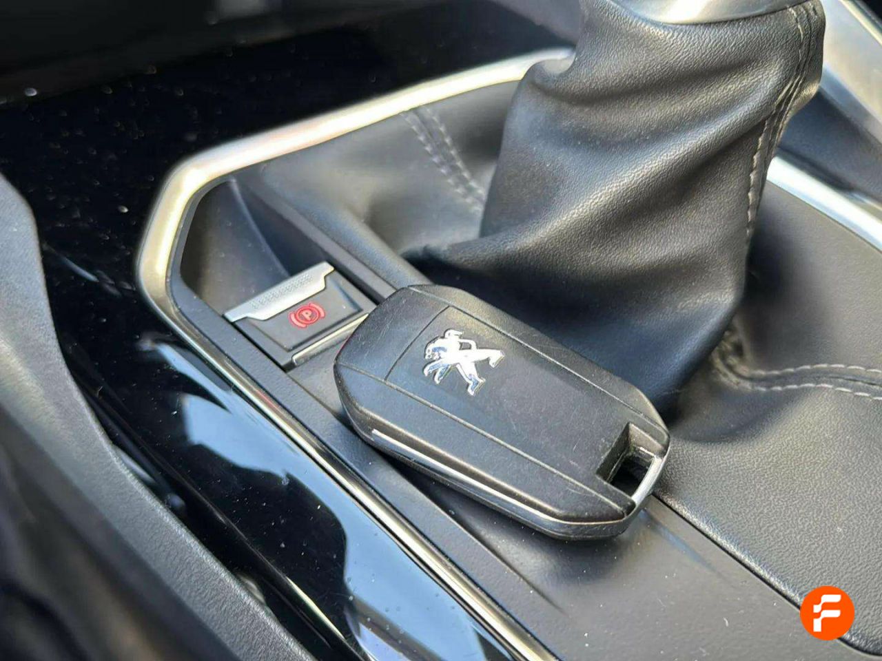 Foto Peugeot 5008 17