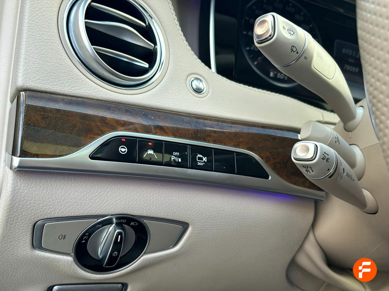 Foto Mercedes-Benz Clase S 21