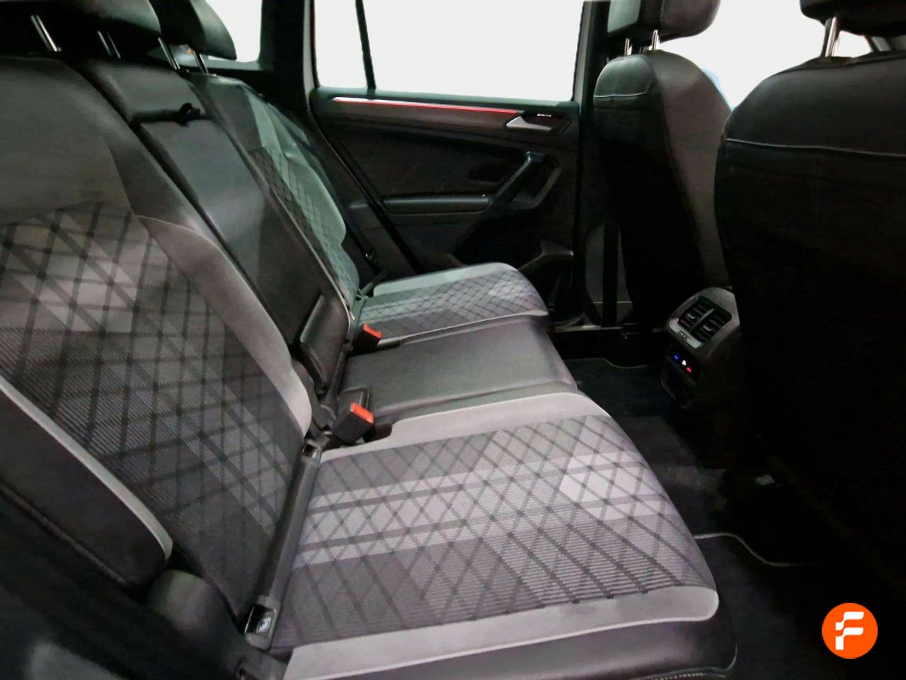 Foto Volkswagen Tiguan 15