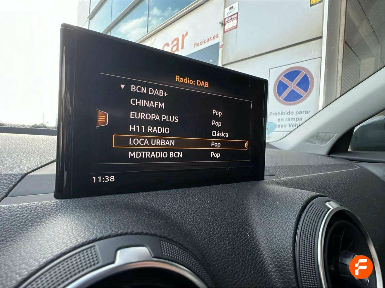 Foto Audi Q2 26